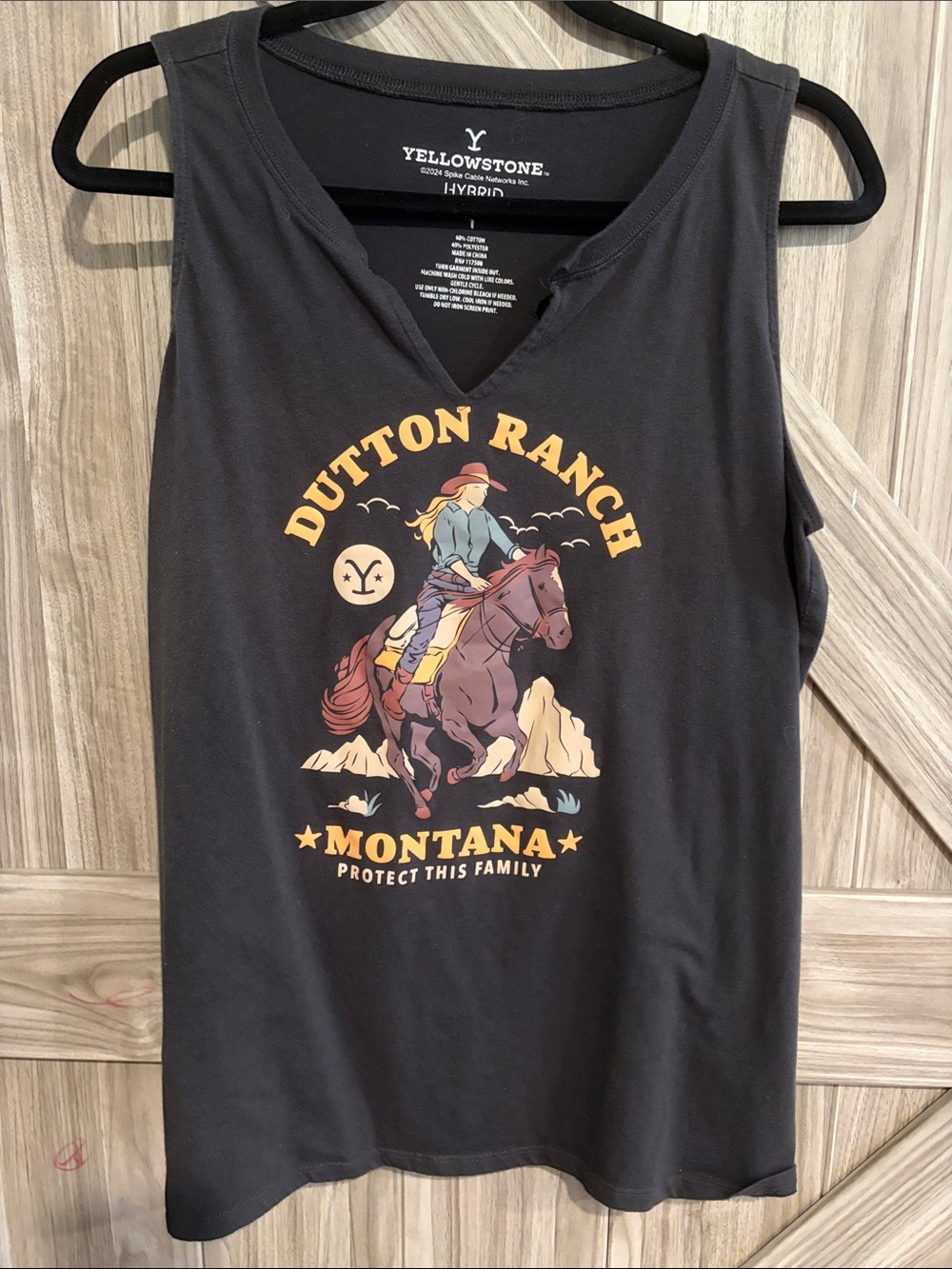 Yellowstone Dutton Ranch Graphic Tank Top - Black